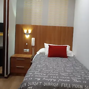 hostal-san-francisco-cadiz.es-andalucia.com/