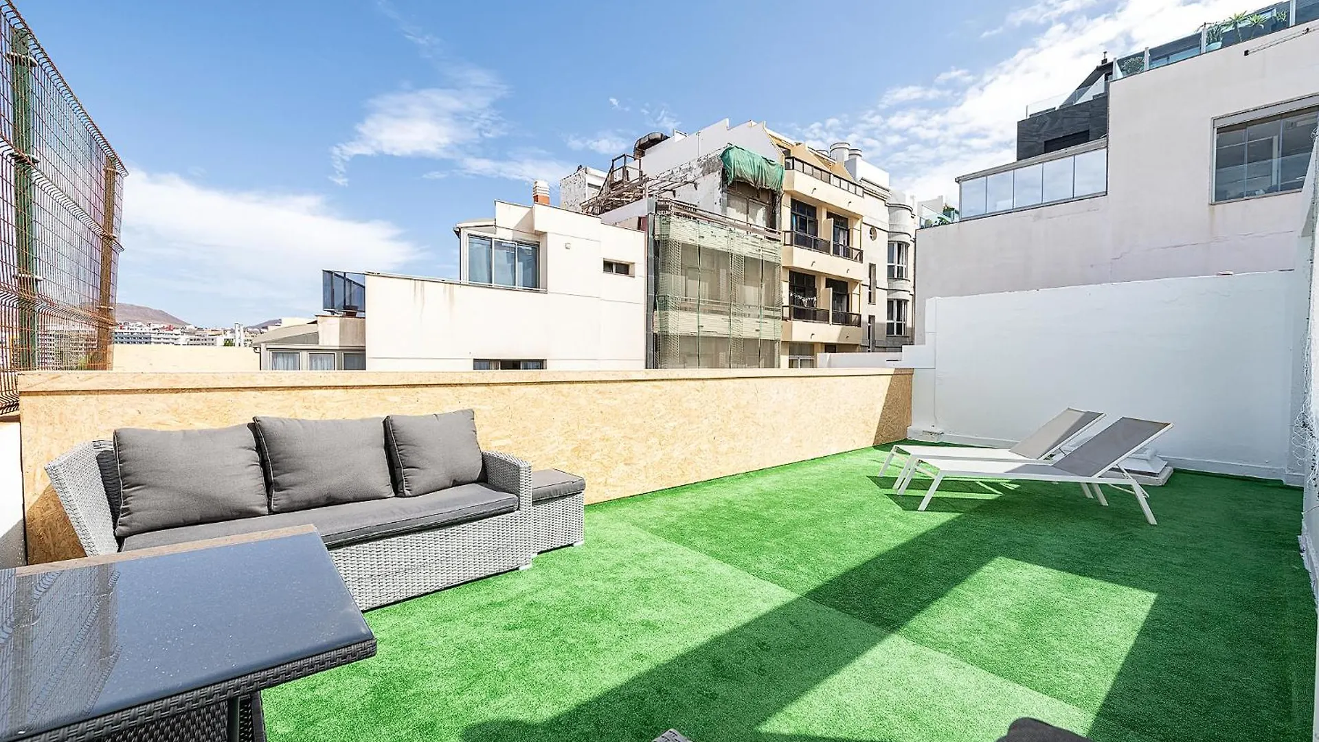 לאס פאלמס דה גראן קנאריה Rooms Canteras Boutique Hostal 0*, לאס פאלמס דה גראן קנאריה ספרד